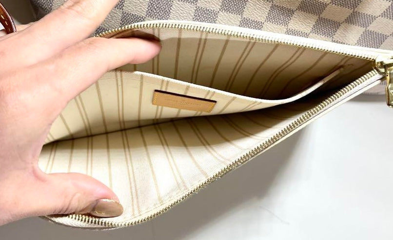 Louis Vuitton Neverfull MM