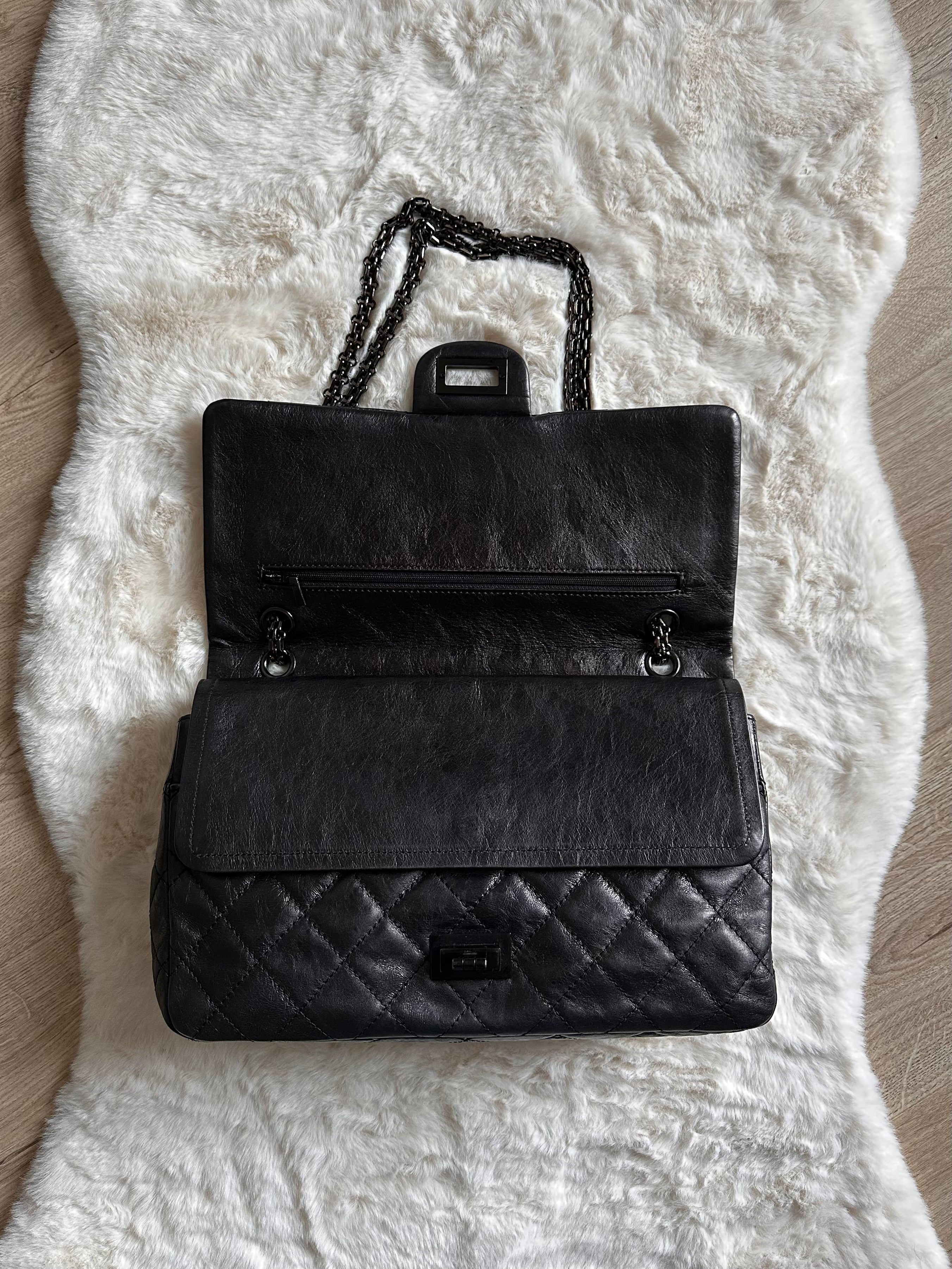 Chanel 2.55 So Black