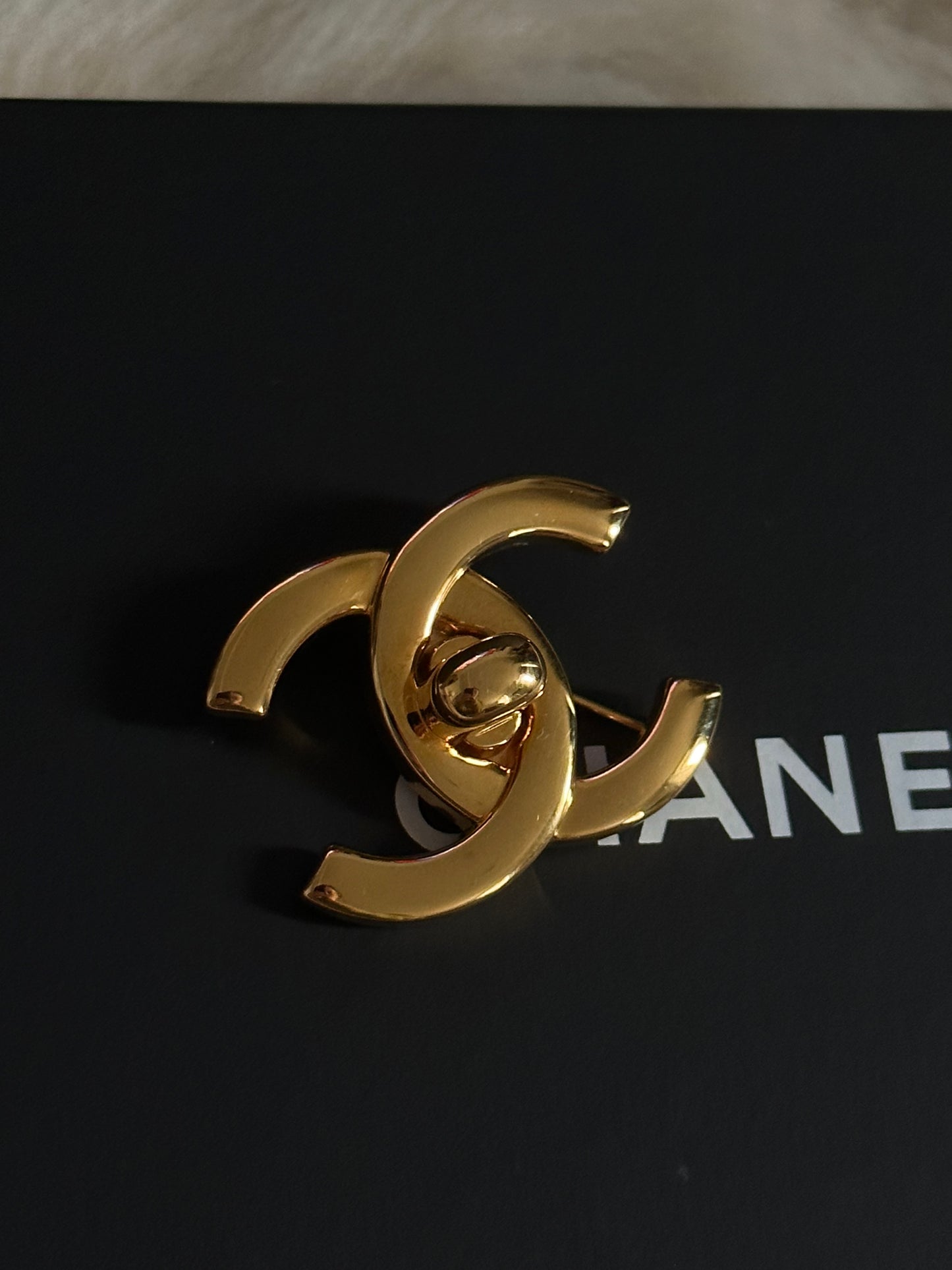 Chanel Broche Turnlock