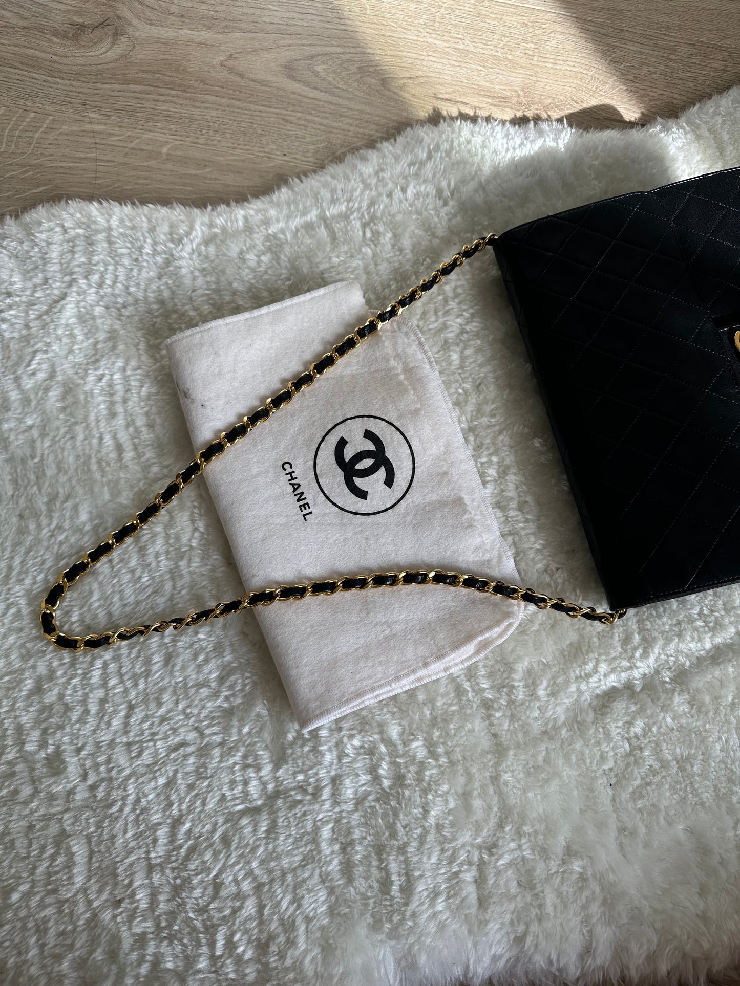Chanel Single Flap 25