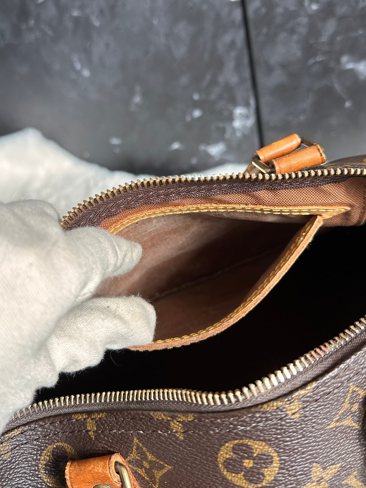 Louis Vuitton Speedy 30