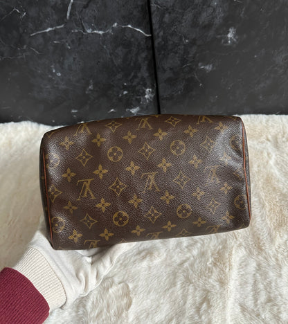 Louis Vuitton Speedy 25