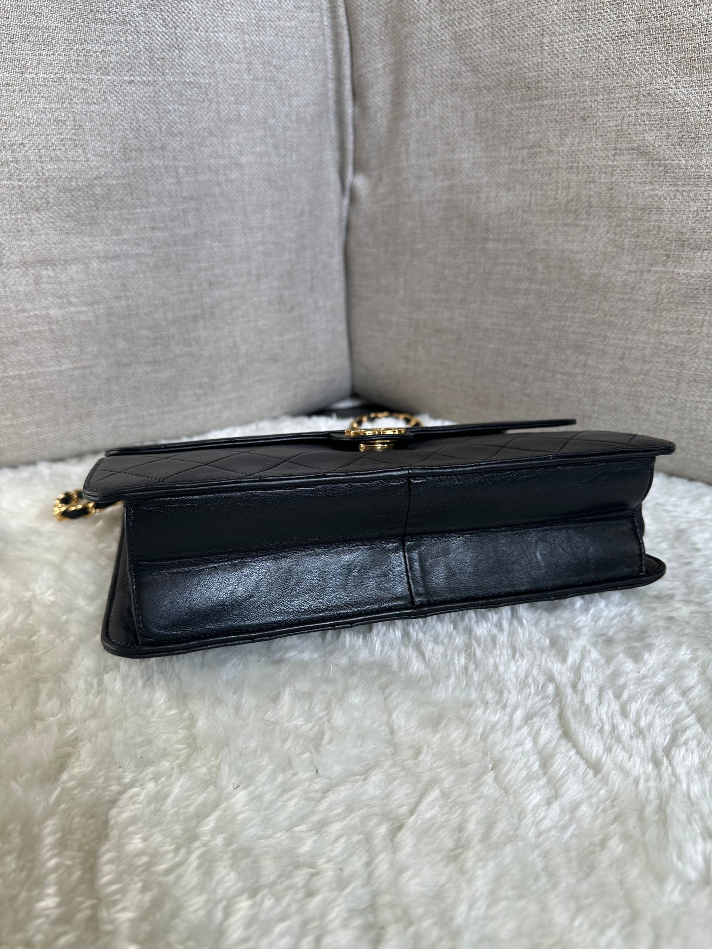 Chanel Single Flap 25