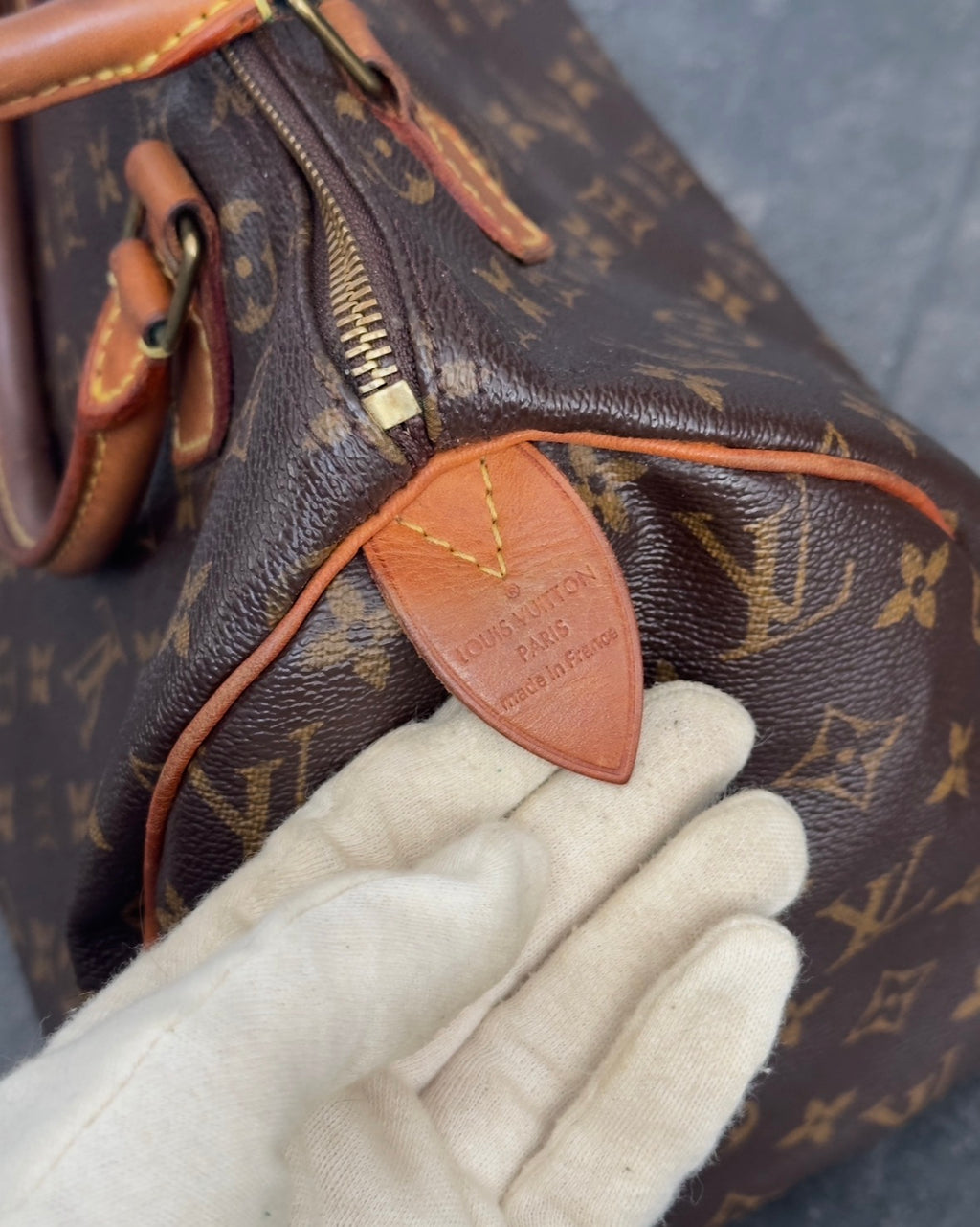 Louis Vuitton Speedy 30