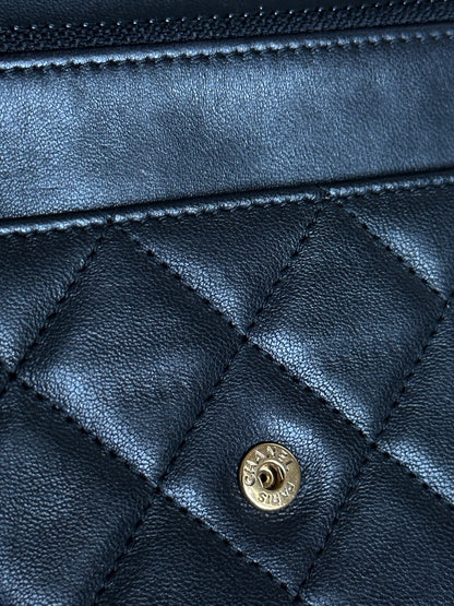 CHANEL WALLET ON CHAIN ​​BLACK AND GOLD