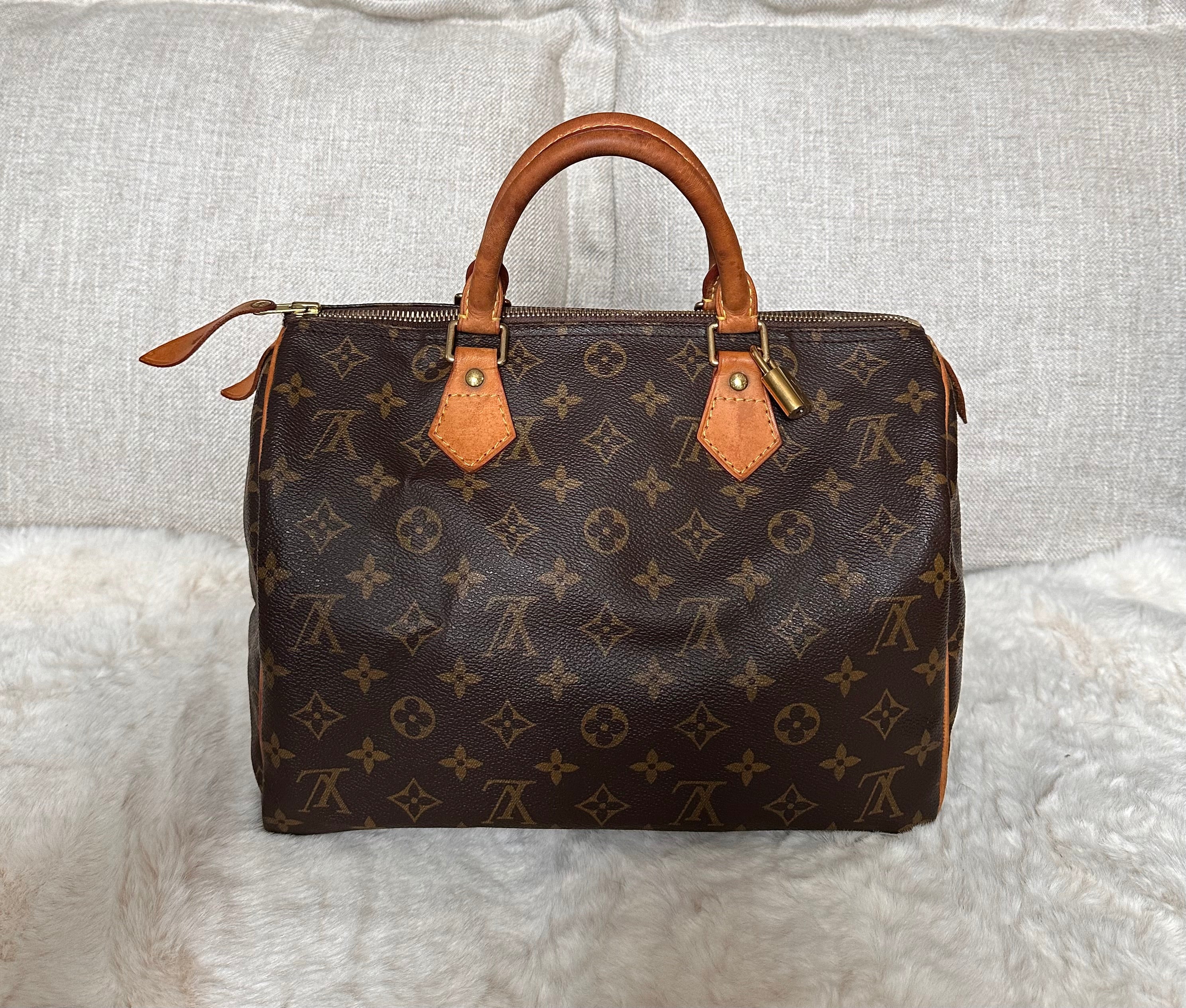 Louis Vuitton Speedy 30