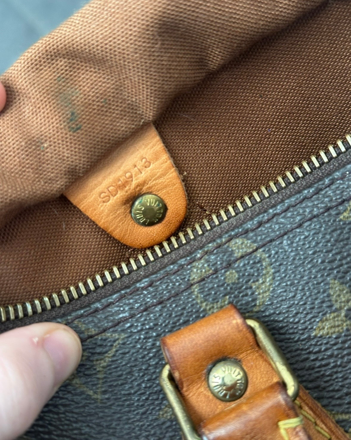 Louis Vuitton Speedy 25