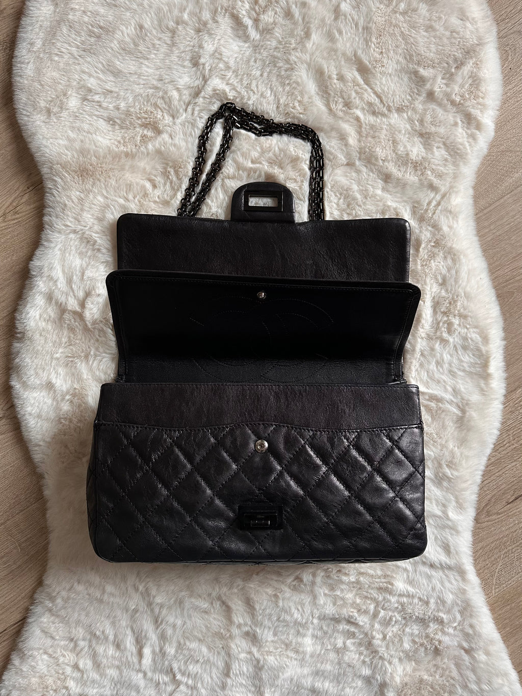 Chanel 2.55 So Black