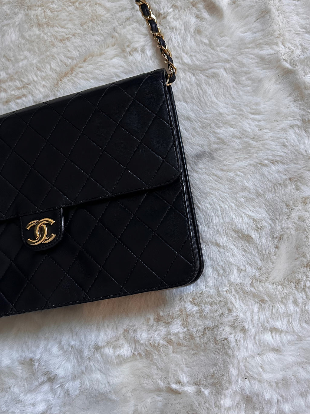 Chanel Single Flap 25