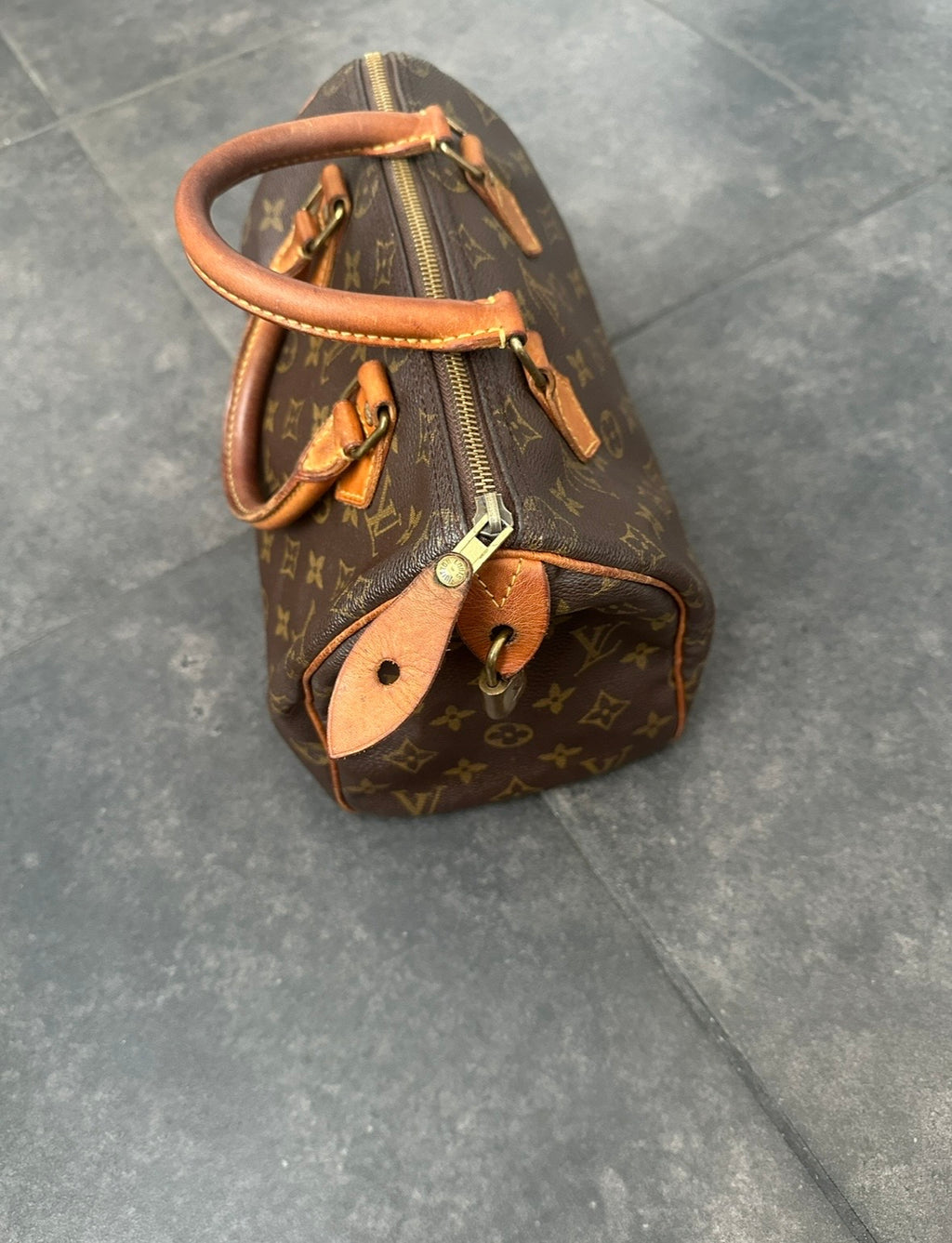 Louis Vuitton Speedy 25
