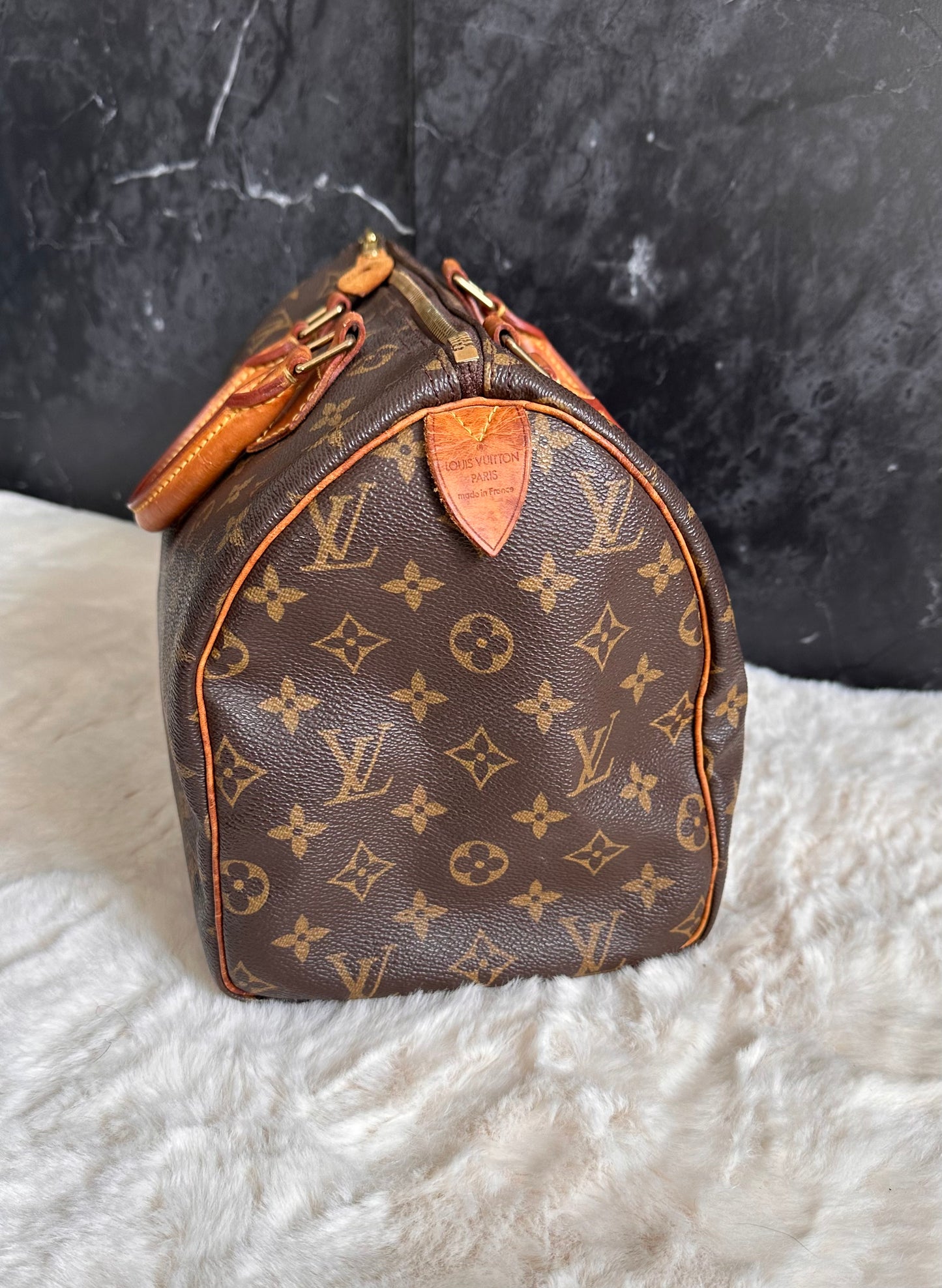 Louis Vuitton Speedy 30