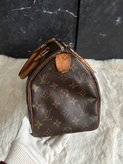 Louis Vuitton Speedy 25