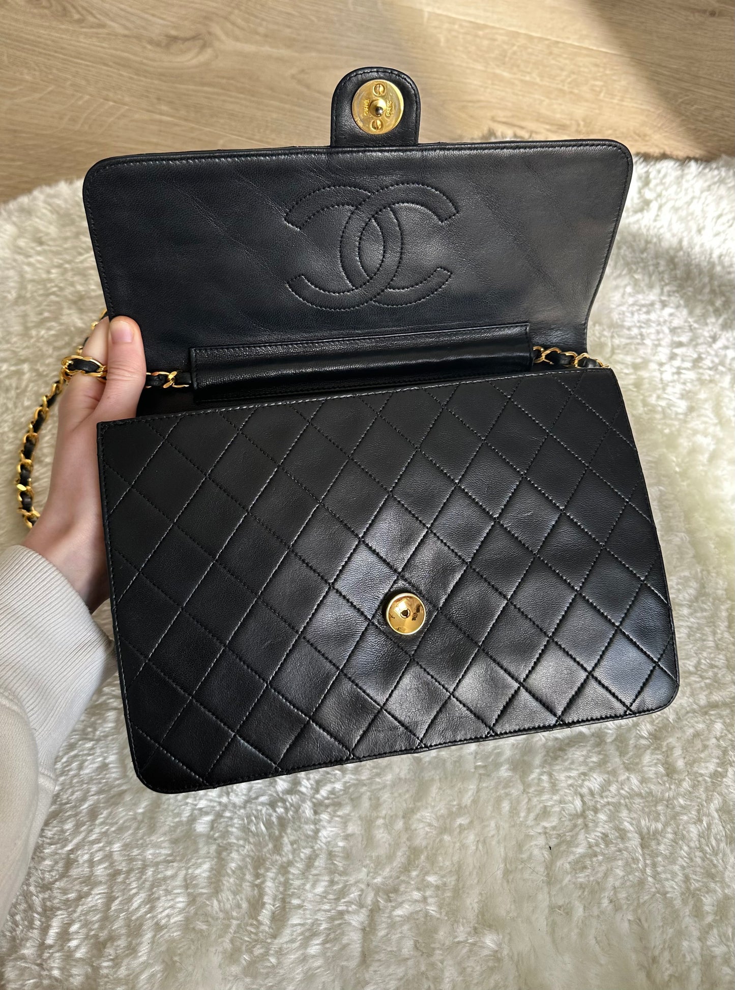 Chanel Single Flap 25