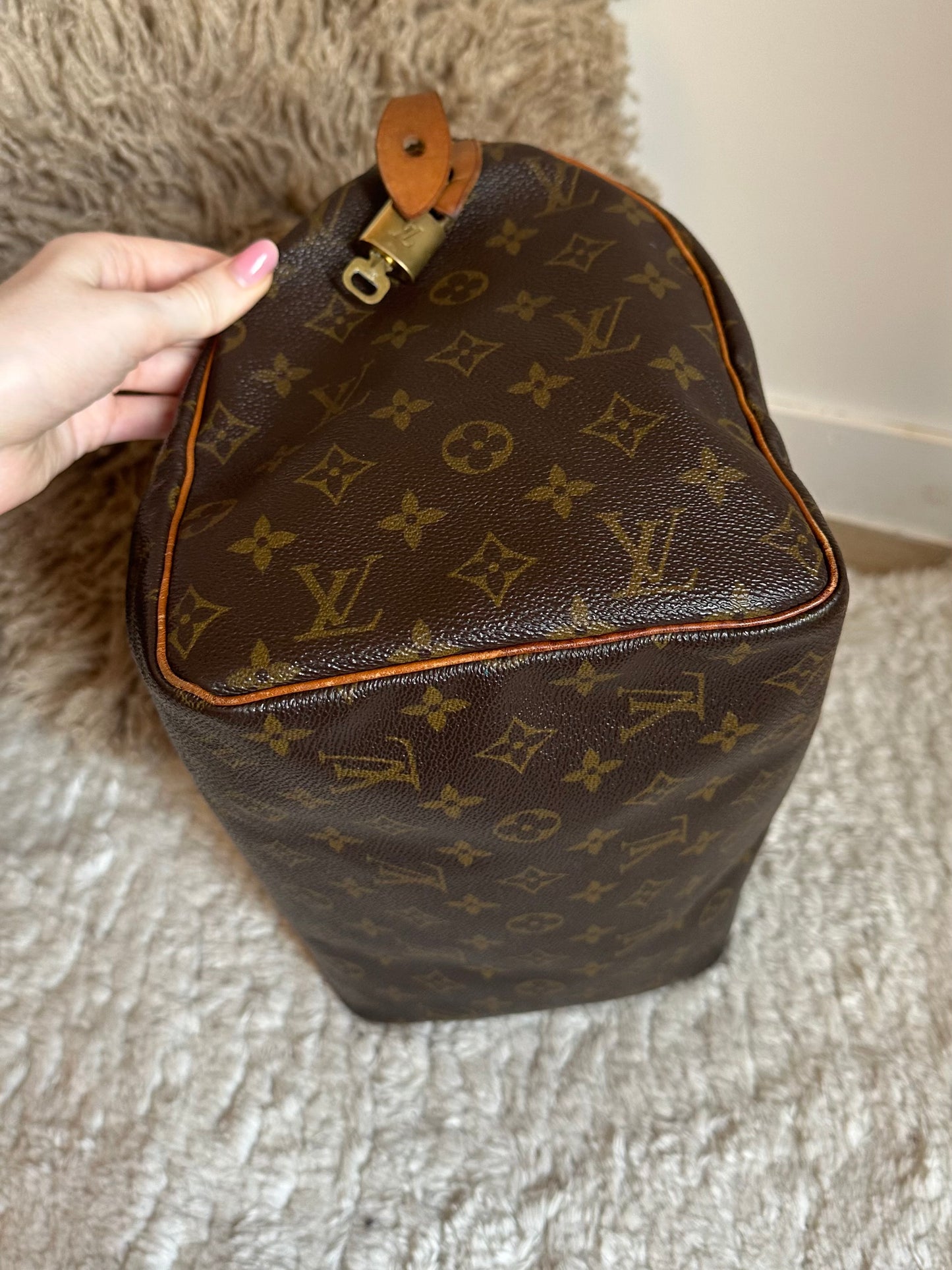 Louis Vuitton Speedy 30