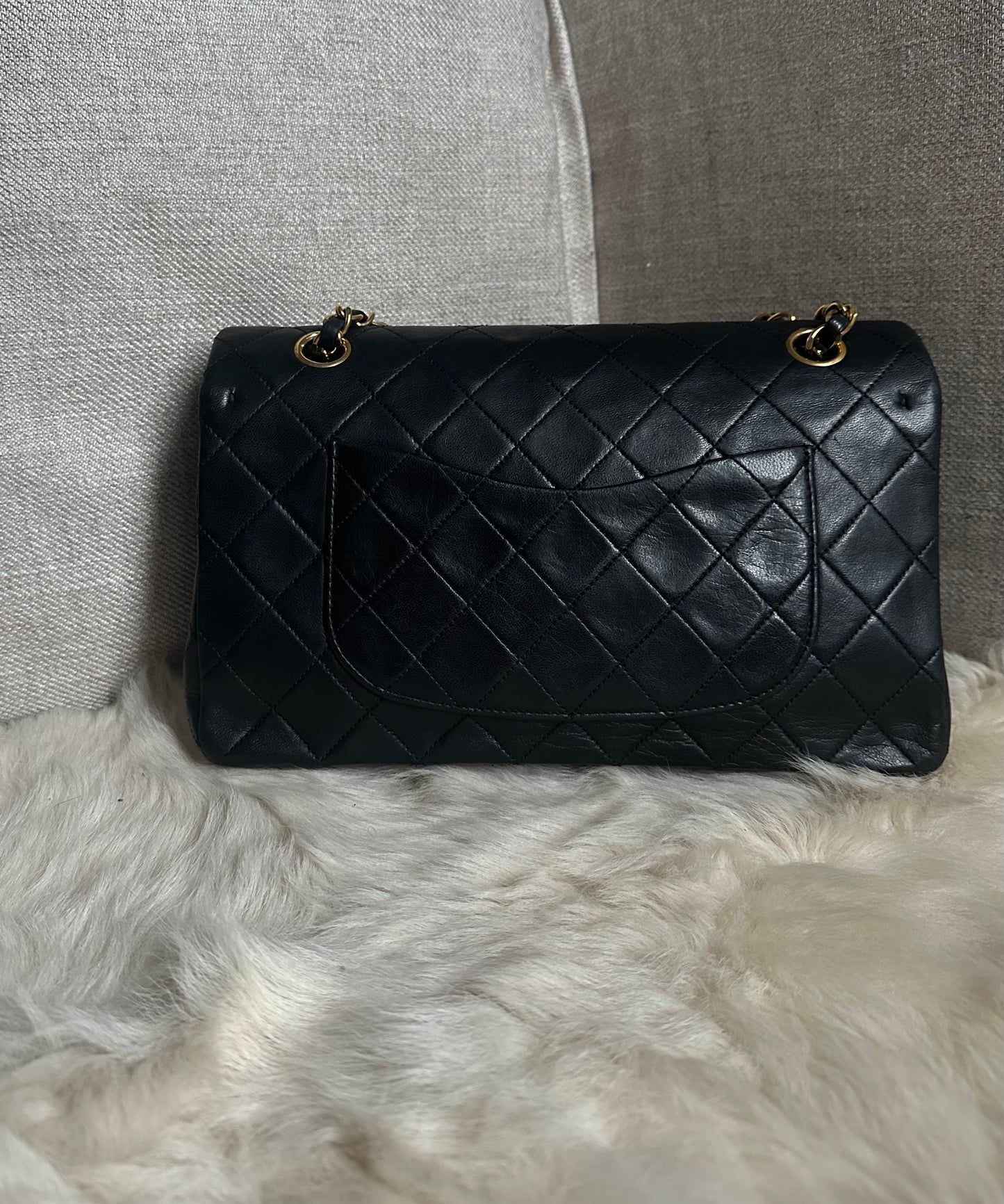 CHANEL TIMELESS CLASSIC MEDIUM NOIR