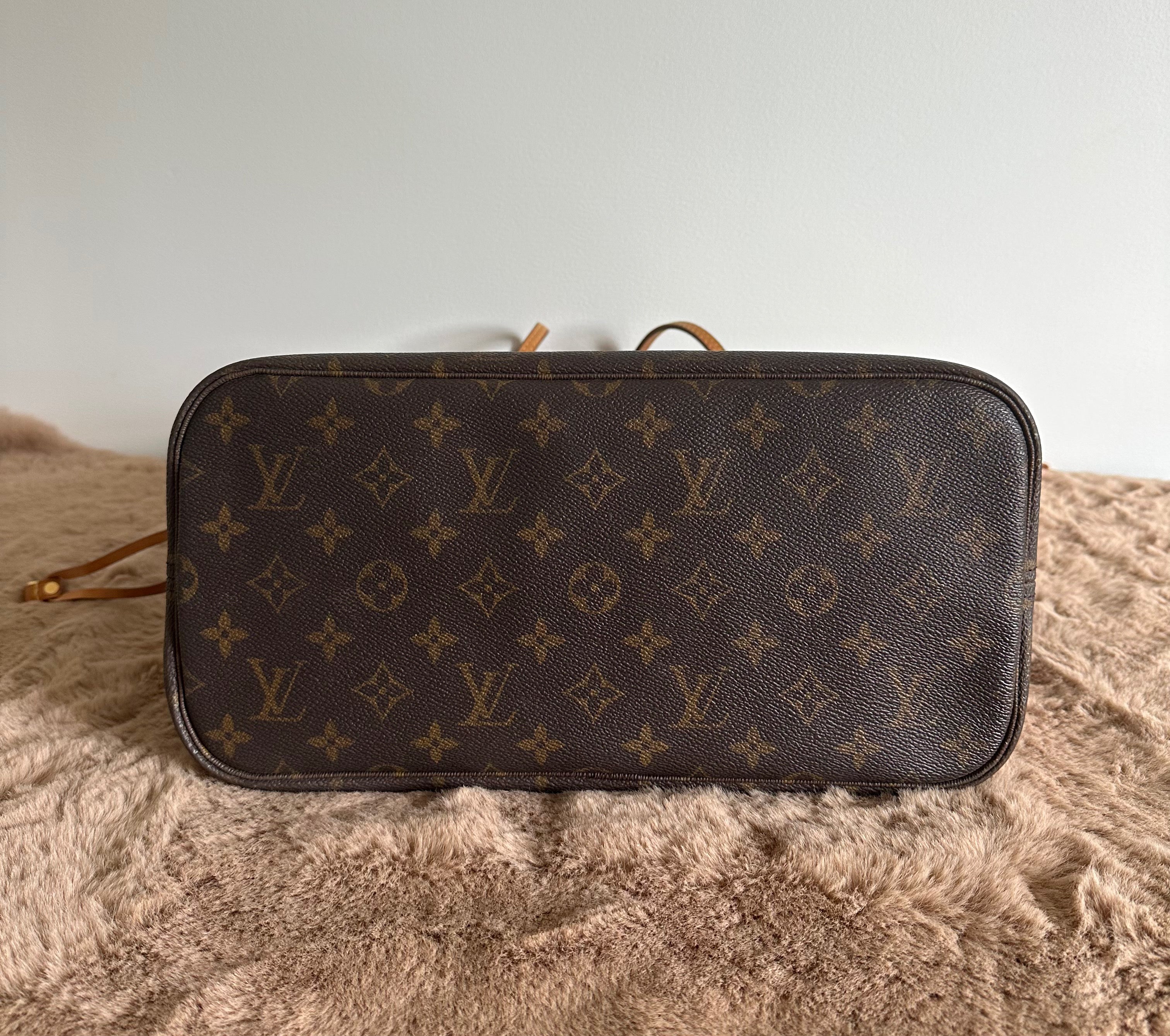 Louis Vuitton Neverfull MM