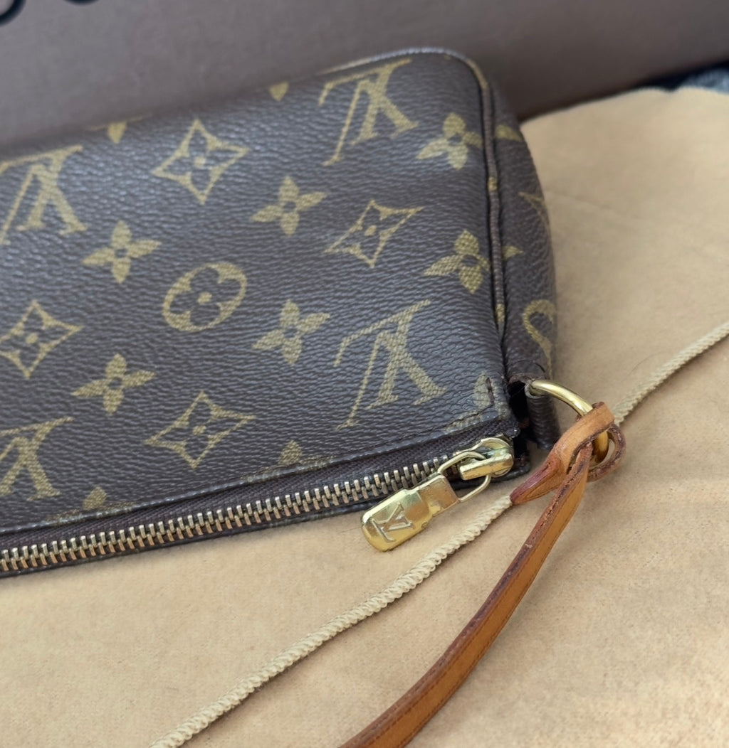 Louis Vuitton Pochette Accessoires