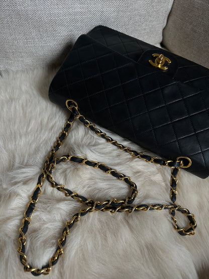 CHANEL TIMELESS CLASSIC MEDIUM NOIR