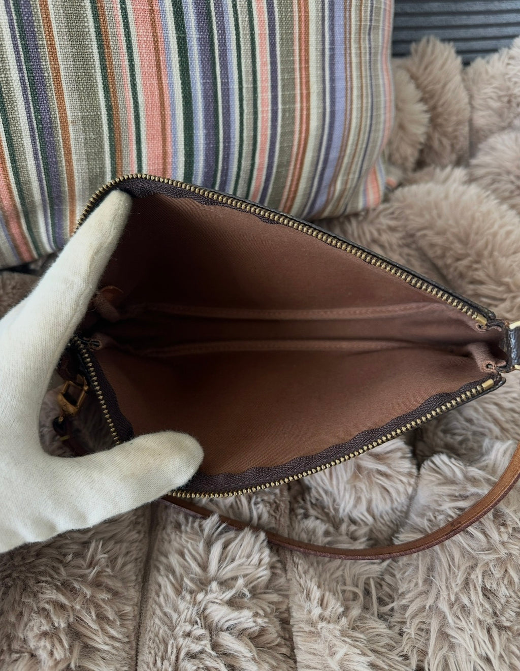 Louis Vuitton Pochette Accessoires