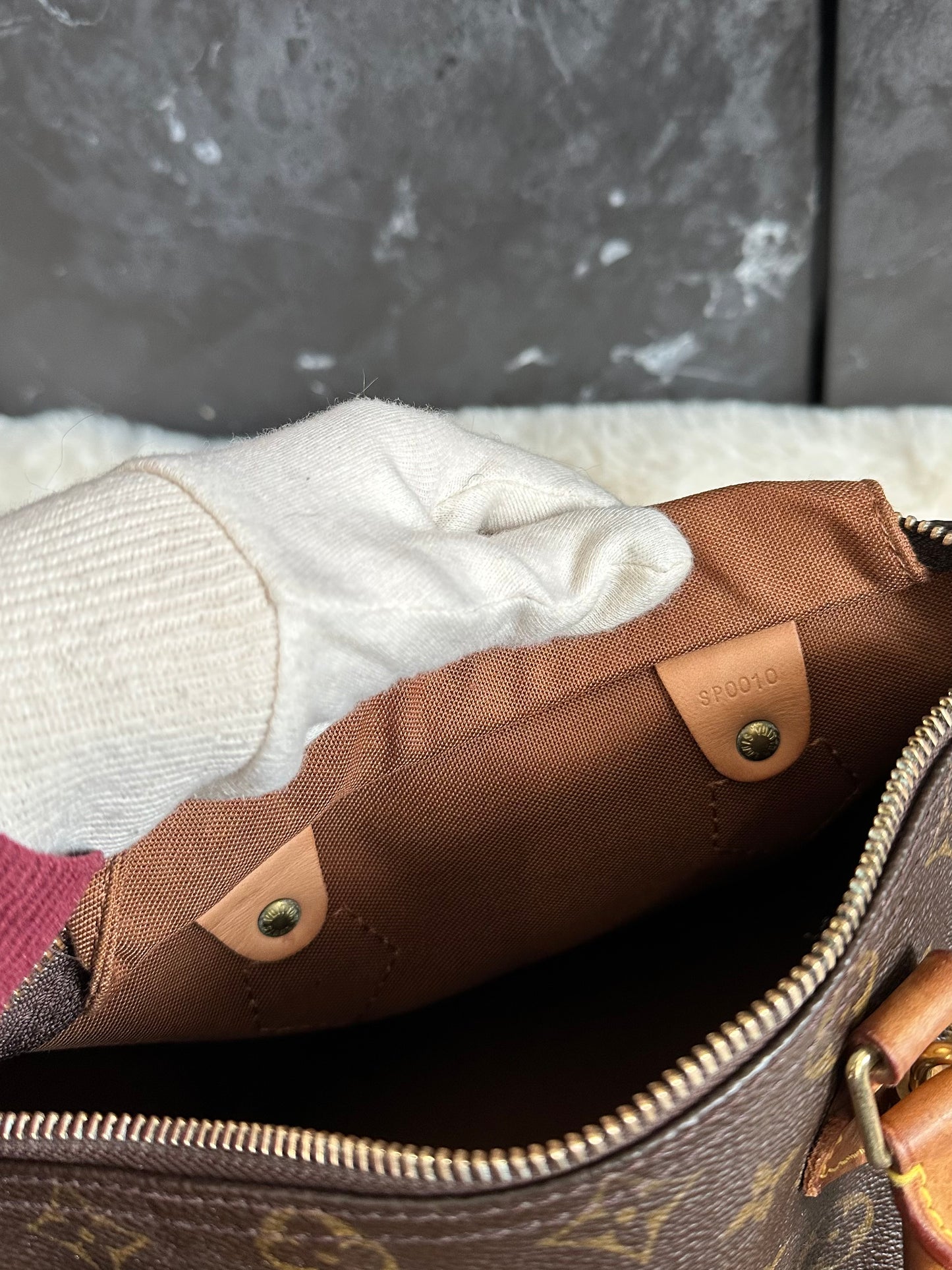Louis Vuitton Speedy 25