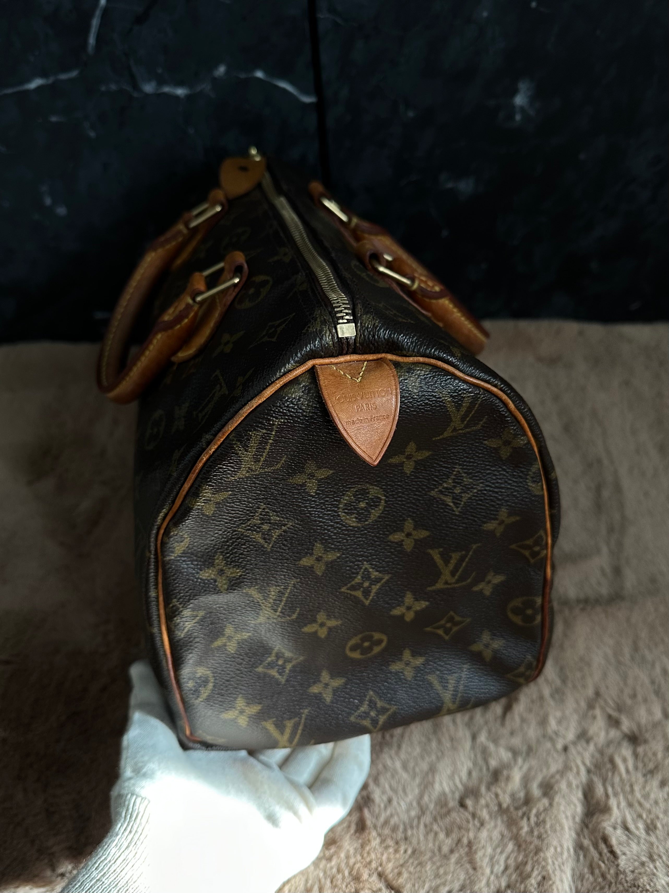 Louis Vuitton Speedy 30