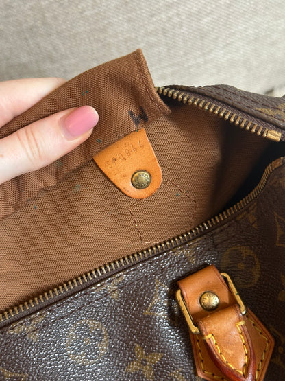 Louis Vuitton Speedy 30