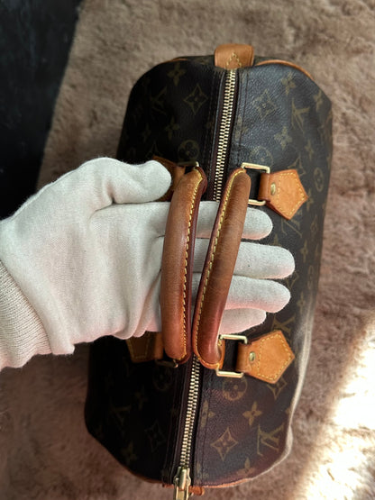Louis Vuitton Speedy 30