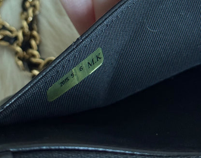 CHANEL WALLET ON CHAIN ​​BLACK AND GOLD